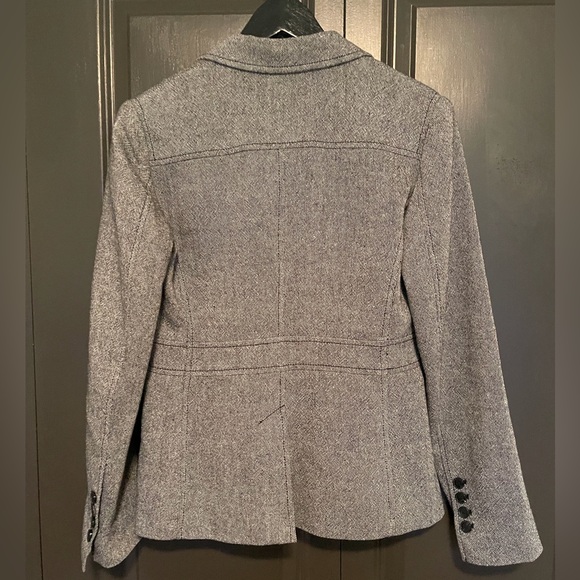Women’s fitted tweed suit jacket. Jacob size 4 - Picture 4 of 5